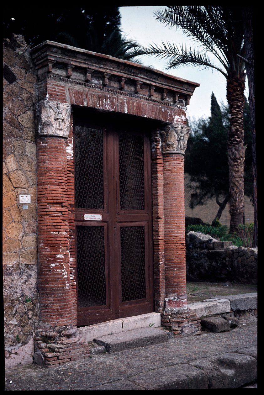 Casa del Gran portalen ovi, 5. vuosisadalla eKr. - 1. vuosisadalla jKr tekijältä Roman Roman
