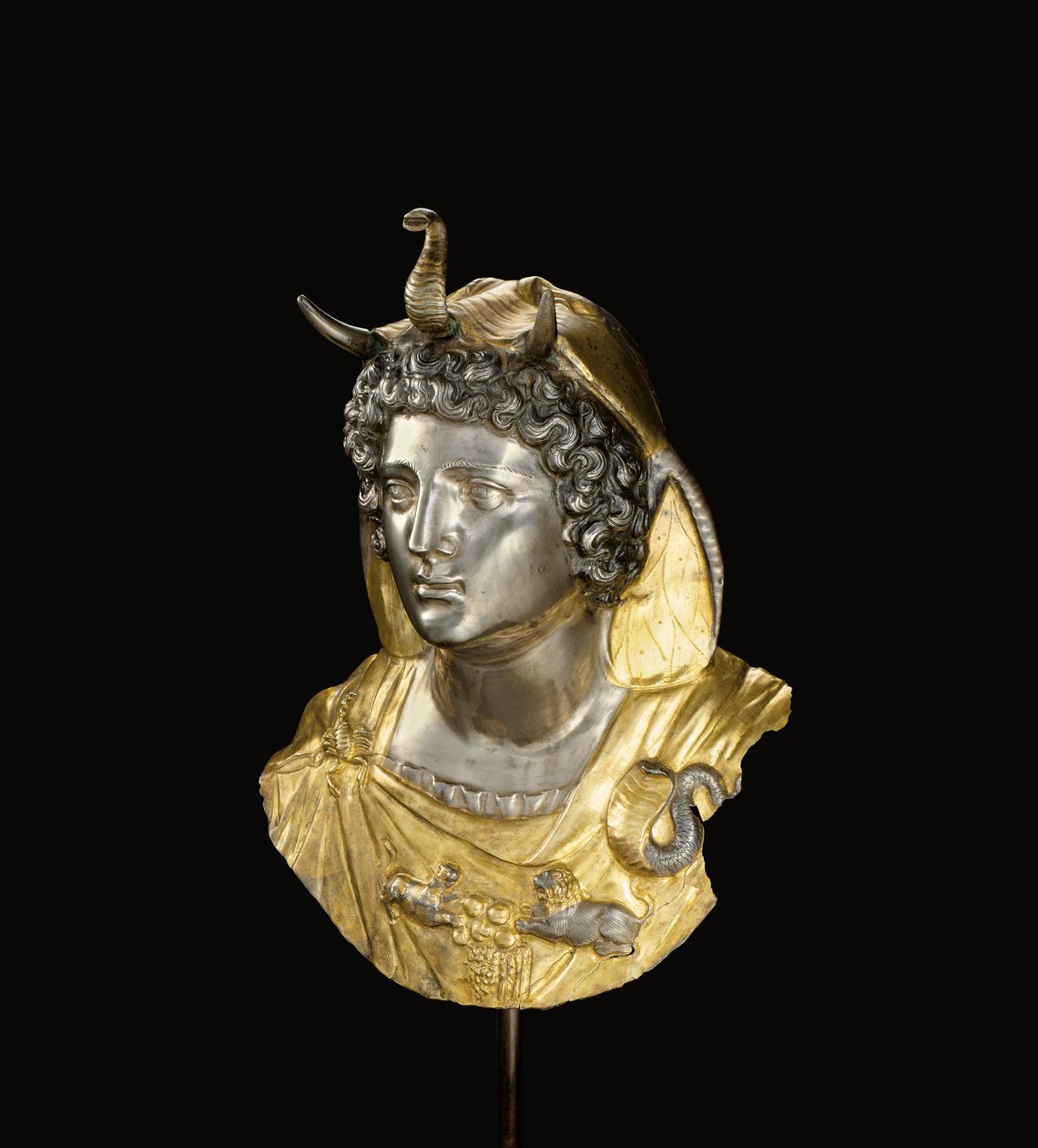 Kleopatra Selenen tunnus, n. 1. vuosisadan loppu eKr. - 1. vuosisadan alku jKr. (kullattu paketti ja hopea) tekijältä Roman Roman