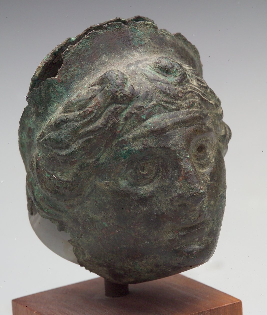 Afroditen pää, 5. vuosisadalla jKr (?) (repoussé pronssi) tekijältä Roman Roman