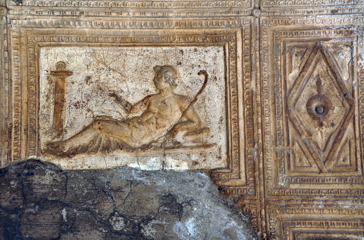 Herculanum (Herculaneum, Ercolano, Italia, Italia) - kohokuvio: hahmon pidentäminen, koristeen yksityiskohta - roomalainen taide - Kuva Patrice Cartier - tekijältä Roman Roman