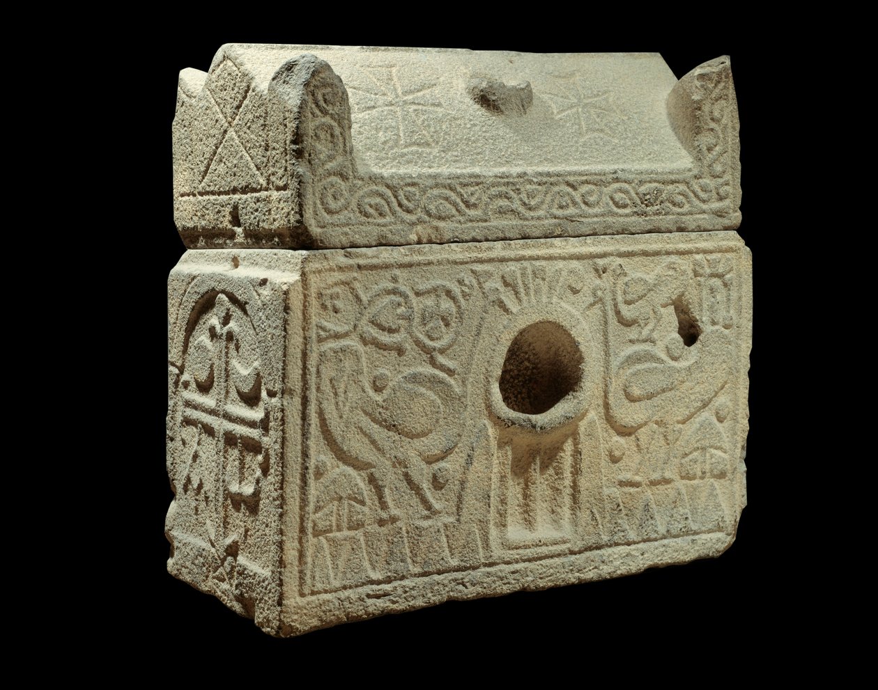 Roomalainen taide: pyhäinjäännös sarkofagin muodossa, löydetty Syyriasta. Pariisi, Louvre-museo tekijältä Roman Roman