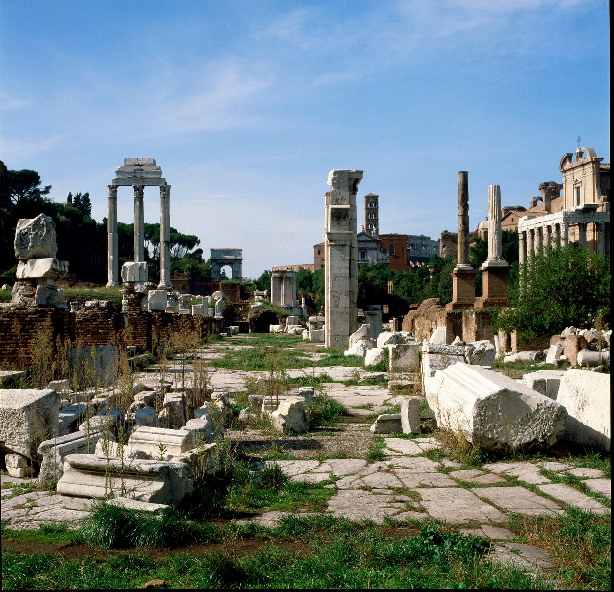 Roomalainen taide: näkymä Forumille (foro romano). Rooma tekijältä Roman Roman