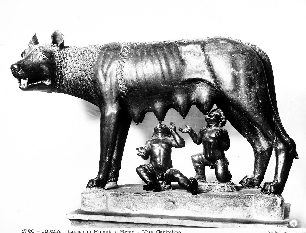 Romulus ja Remus (pronssi) tekijältä Roman Roman