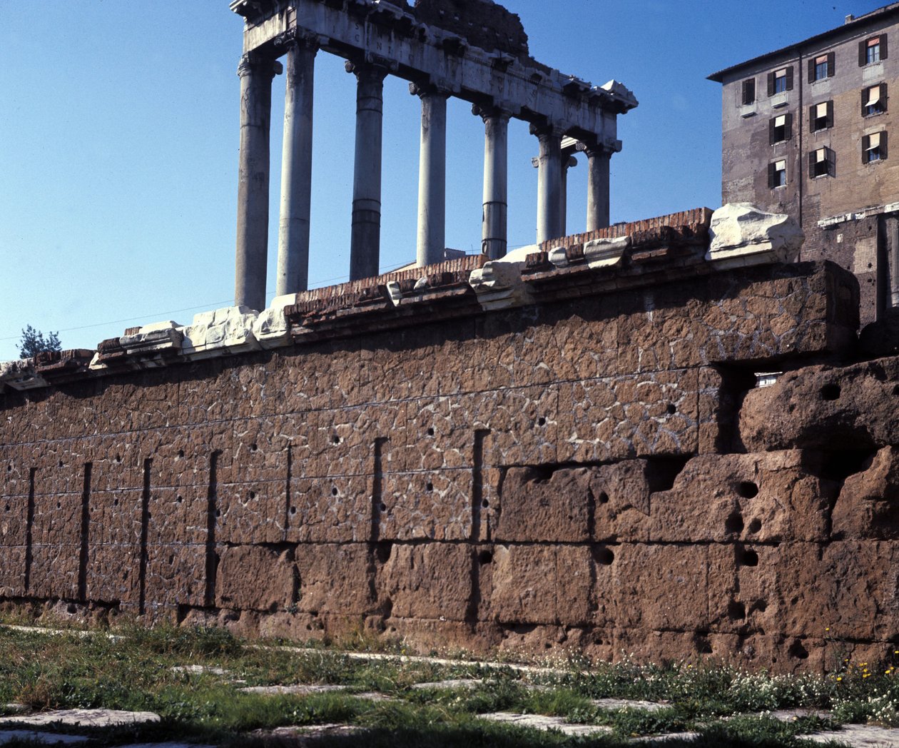 Forum Romanumin Rostres. Rooma tekijältä Roman Roman