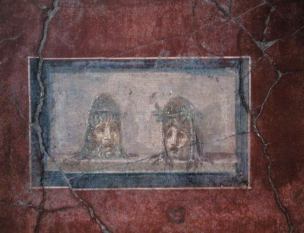 Kaksi teatterinaamiota, 1. vuosisadalla eKr.-79 jKr tekijältä Roman Roman