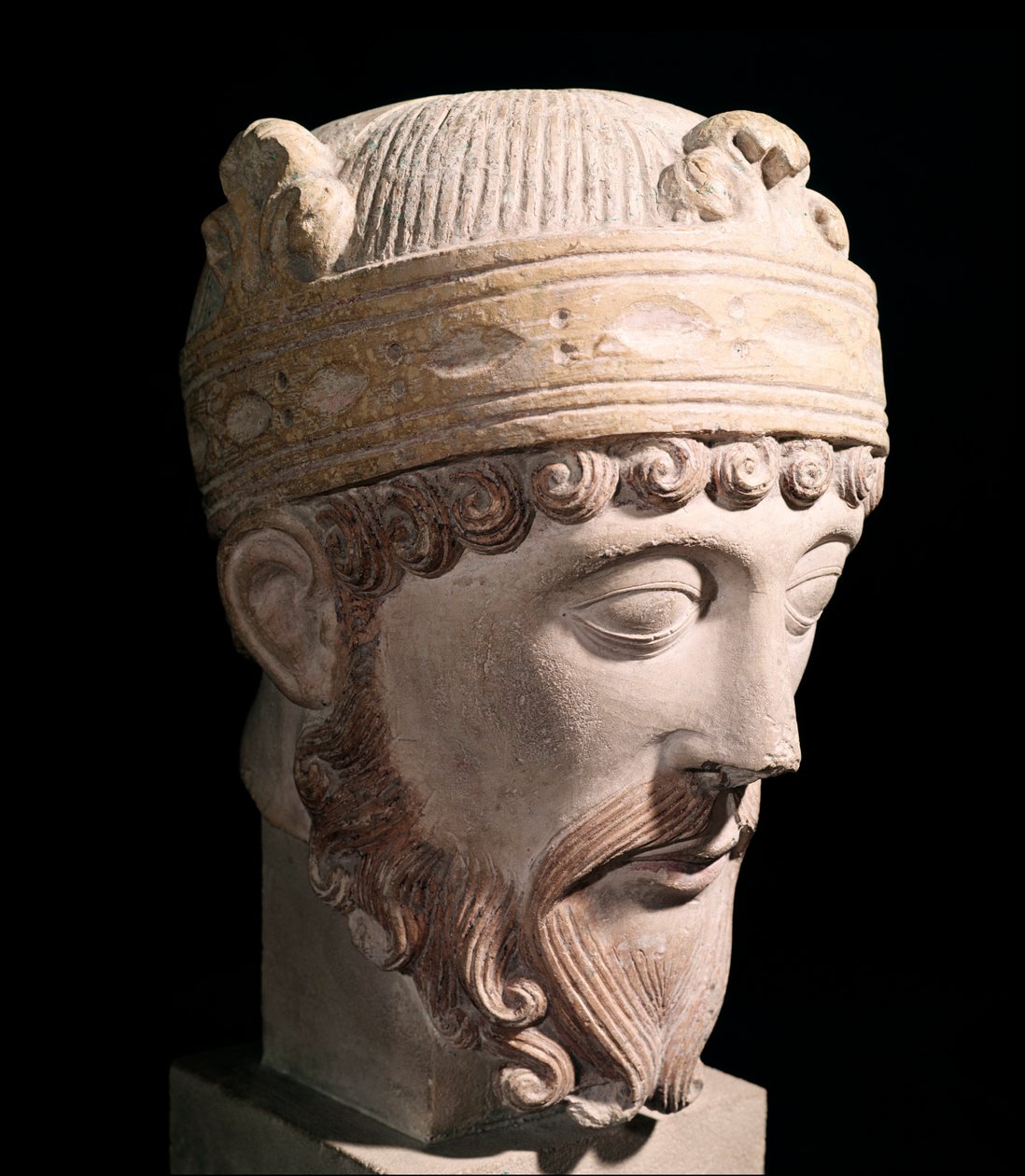 Muotokuva Karolingien Länsi-Fransian kuninkaasta Lothair (kiviveistos tekijältä Romanesque