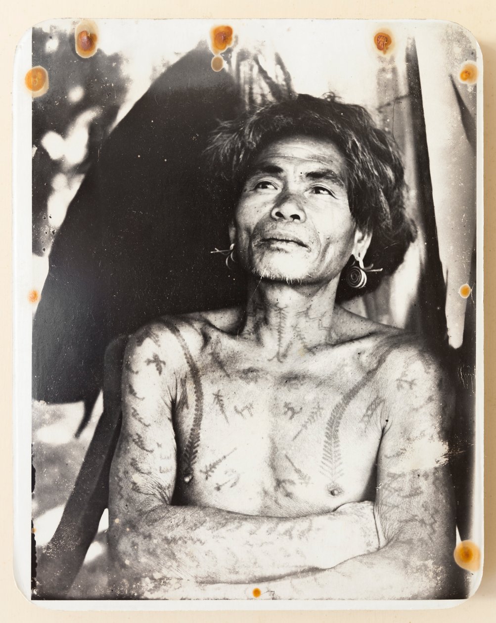Tatuoitu Ifugao Kababuyanin alueelta tekijältä Roy Barton