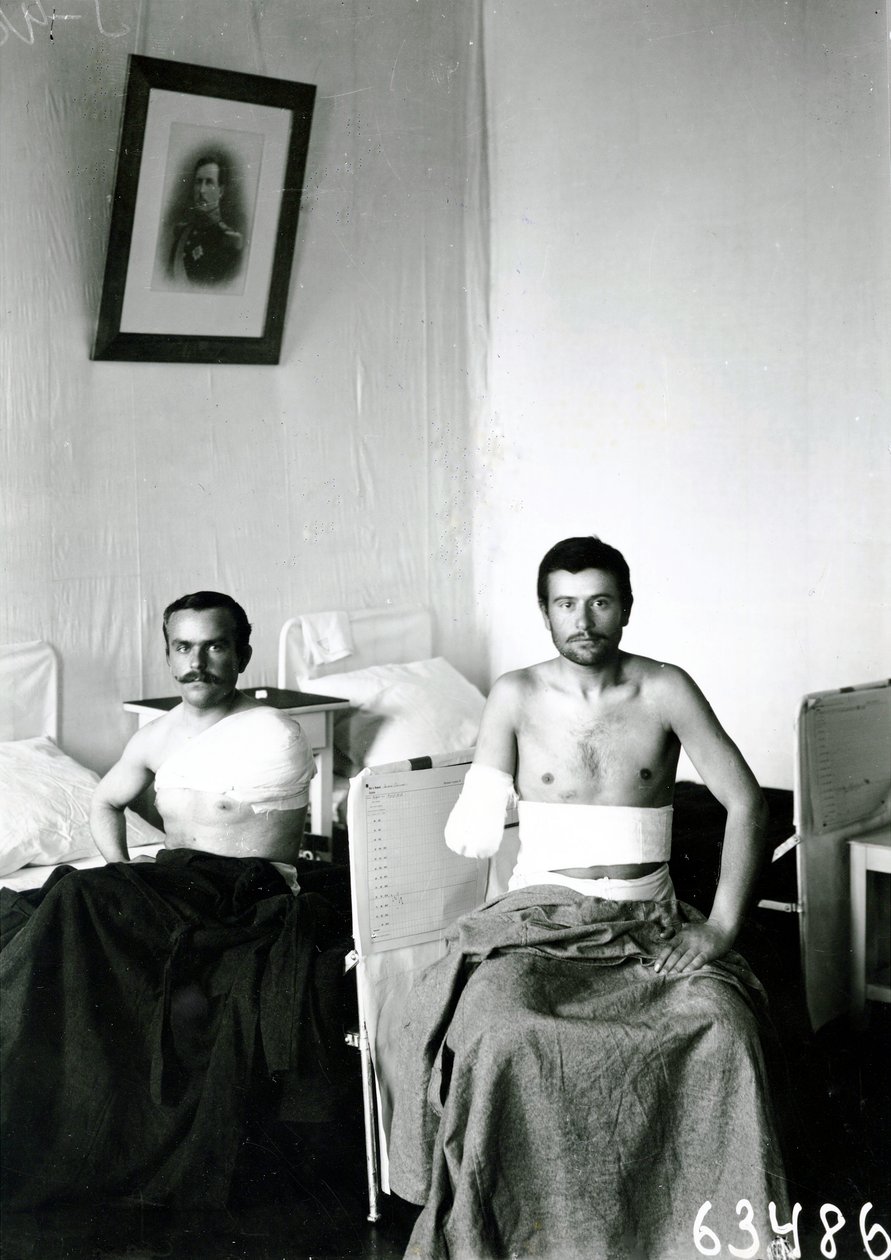 Haavoittuneita sotilaita sotilassairaalassa, Pietari tekijältä Russian Photographer