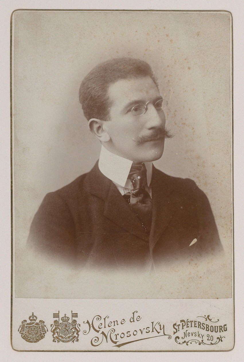 Taidemaalari Leon Bakstin (1866-1924) muotokuva tekijältä Russian Photographer