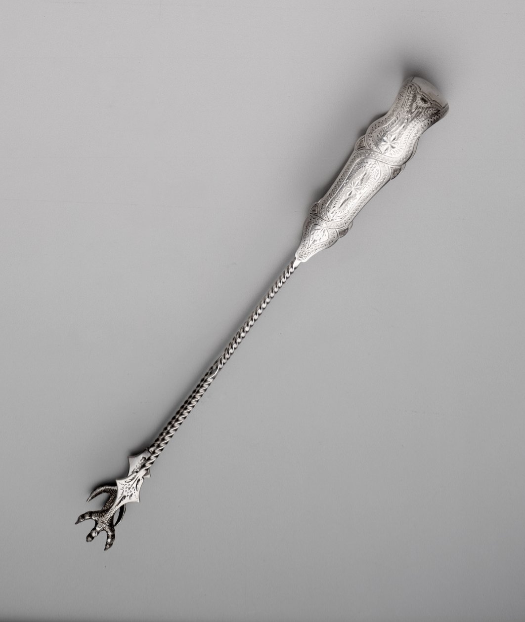 Oliivipihdit, n. 1830 (kolikkohopea) tekijältä S. Perdriaux