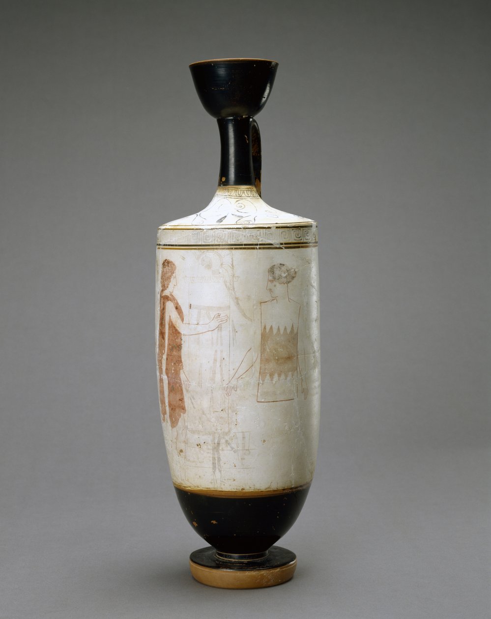 White Ground Lekythos nuori naisen kanssa haudalla, 450-440 eKr. (terrakotta valkoisella pohjalla) tekijältä Sabouroff Painter (attr. to)