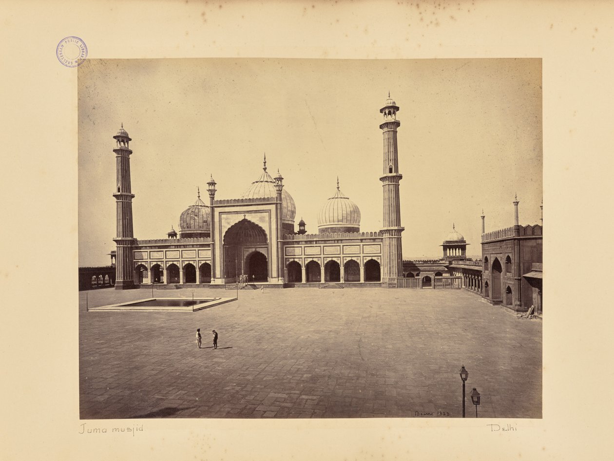 Delhi; Jumma Masjid, moskeija ja sisäpiha tekijältä Samuel Bourne