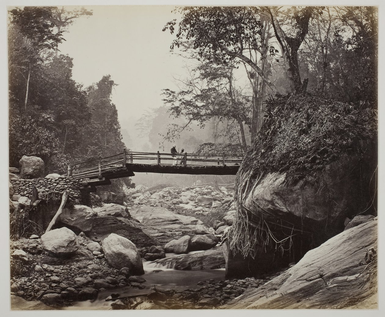 Nimetön [jalankulkusilta joen yli], n. 1865. tekijältä Samuel Bourne