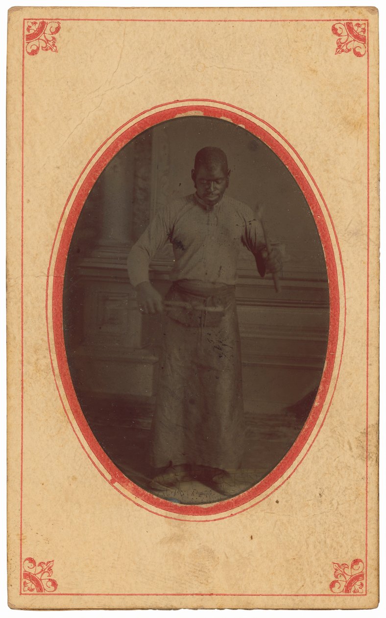 Työkaluja pitelevän miehen muotokuva,c. 1875 (kuva) tekijältä Sarah Luse Larimer