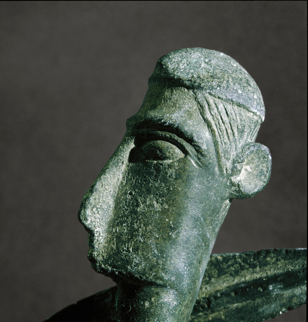 Nuraginen kulttuuri (nuraghi) Sardinia: pronssinen soturin pää. 8.-7. vuosisadalla eKr. Cagliari, Kansallinen arkeologinen museo, Sardinia, Italia tekijältä Sardinia Nuragic Civilization