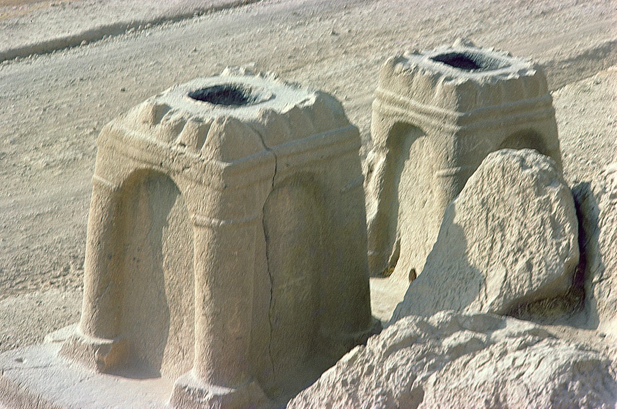 Paloalttarit, 3.-7. vuosisata tekijältä Sasanian School