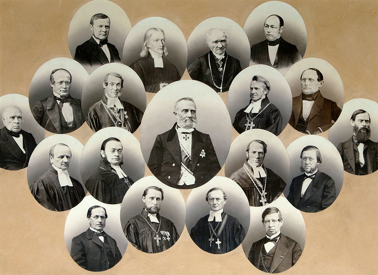 Ryhmä muotokuvia Moskovan katolisen kirkon edustajista, 1860-luku. tekijältä Scherer Nabholz and Co