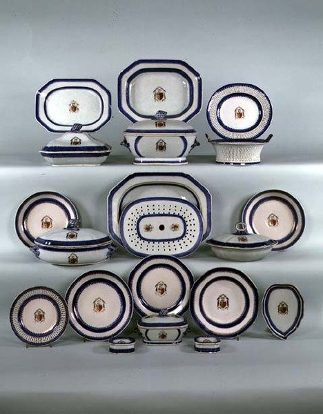 Chinese Export Dinner Service, n. 1790 (keraaminen) tekijältä School Chinese