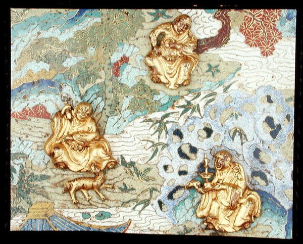 Yksityiskohta buddhalaisia hahmoja maisemassa esittävästä laattaparista, Qianlongin kausi. tekijältä School Chinese