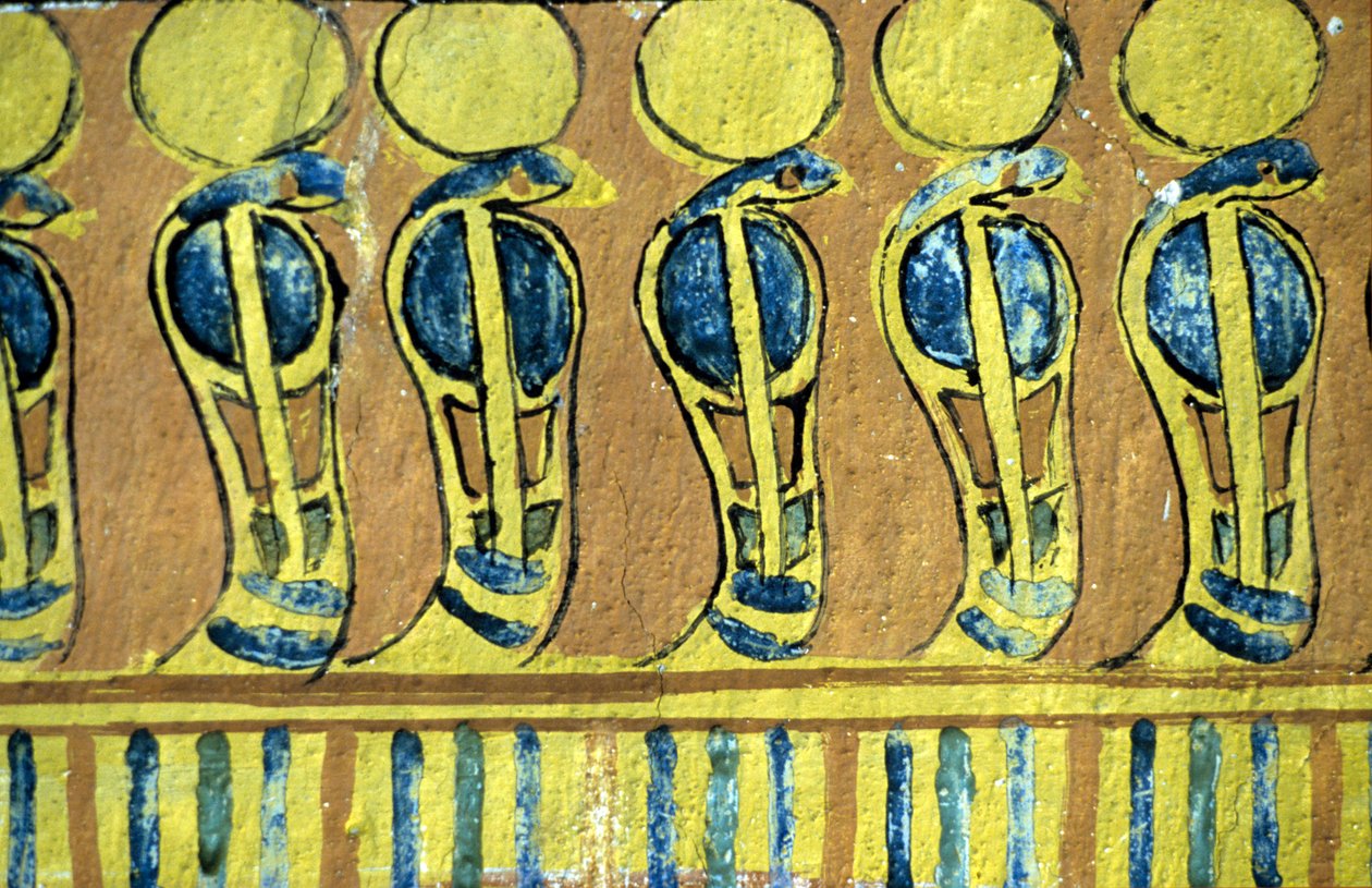 Muinainen Egypti, seinämaalaus, Uraeus-käärmeet vartioivat Osiriksen pyhäkköä, Sennedjemin hauta, Thebe, Deir el Medna tekijältä School Egyptian