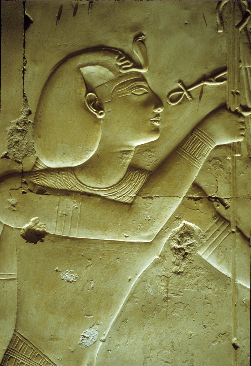 Muinainen Egypti, Seinien maalaus/kaiverrus, Seti I vastaanottamassa elämää, symboloi ankh, Seti I:n temppeli, Abydos tekijältä School Egyptian