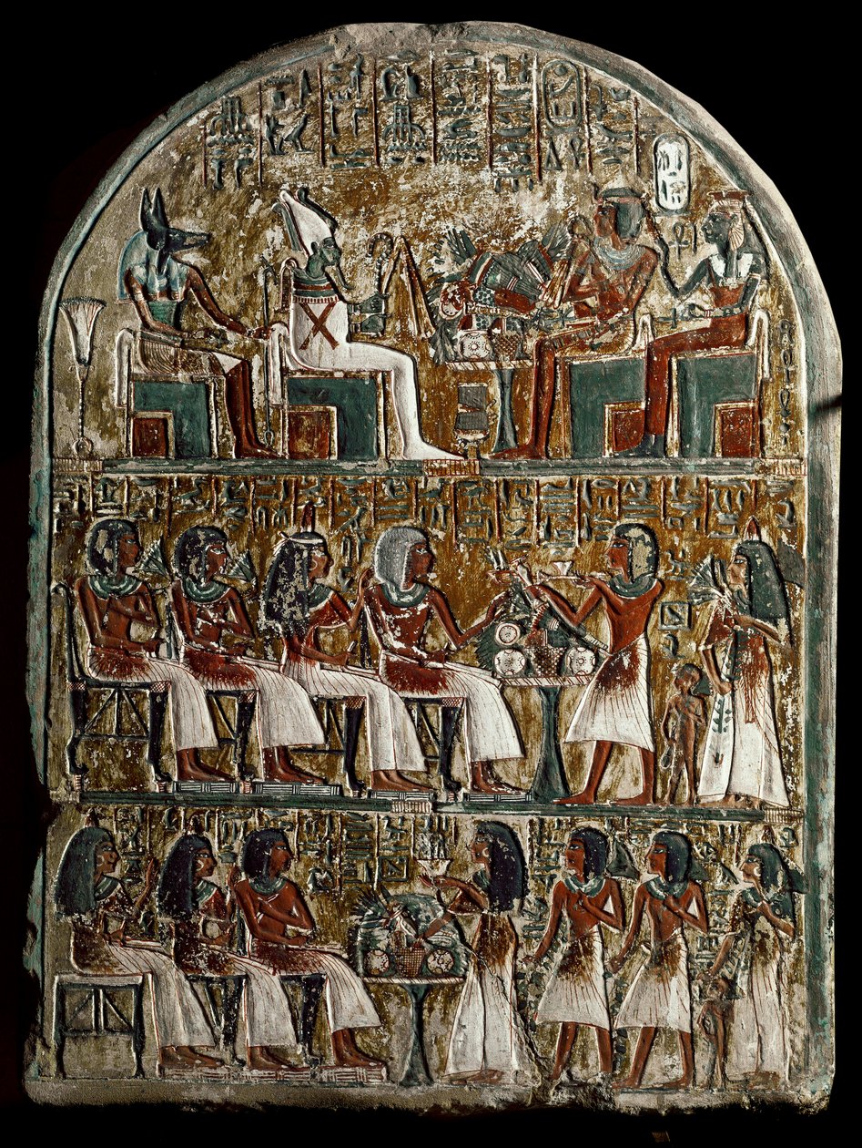 Egyptiläinen antiikki: Iryneferin steele, päällä jumalat Osiris ja Anubis vastakkain Amenophis I:tä ja Ahmes Nefertaria vastaan; Iryneferin keskustassa hänen vaimonsa Mehytkhaty ja heidän tyttärensä Hathor tekevät hautajaisuhrin vanhemmilleen, Hathorin ala tekijältä School Egyptian