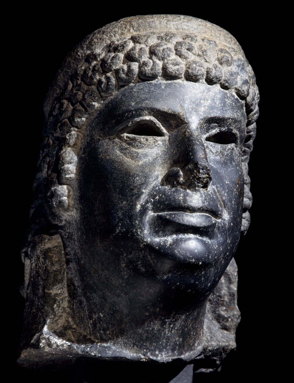 Kleopatra III:n pää, basalttiveistos. Egyptin sivilisaatio, Ptolemaioksen aika, 2. vuosisadalla eaa tekijältä School Egyptian
