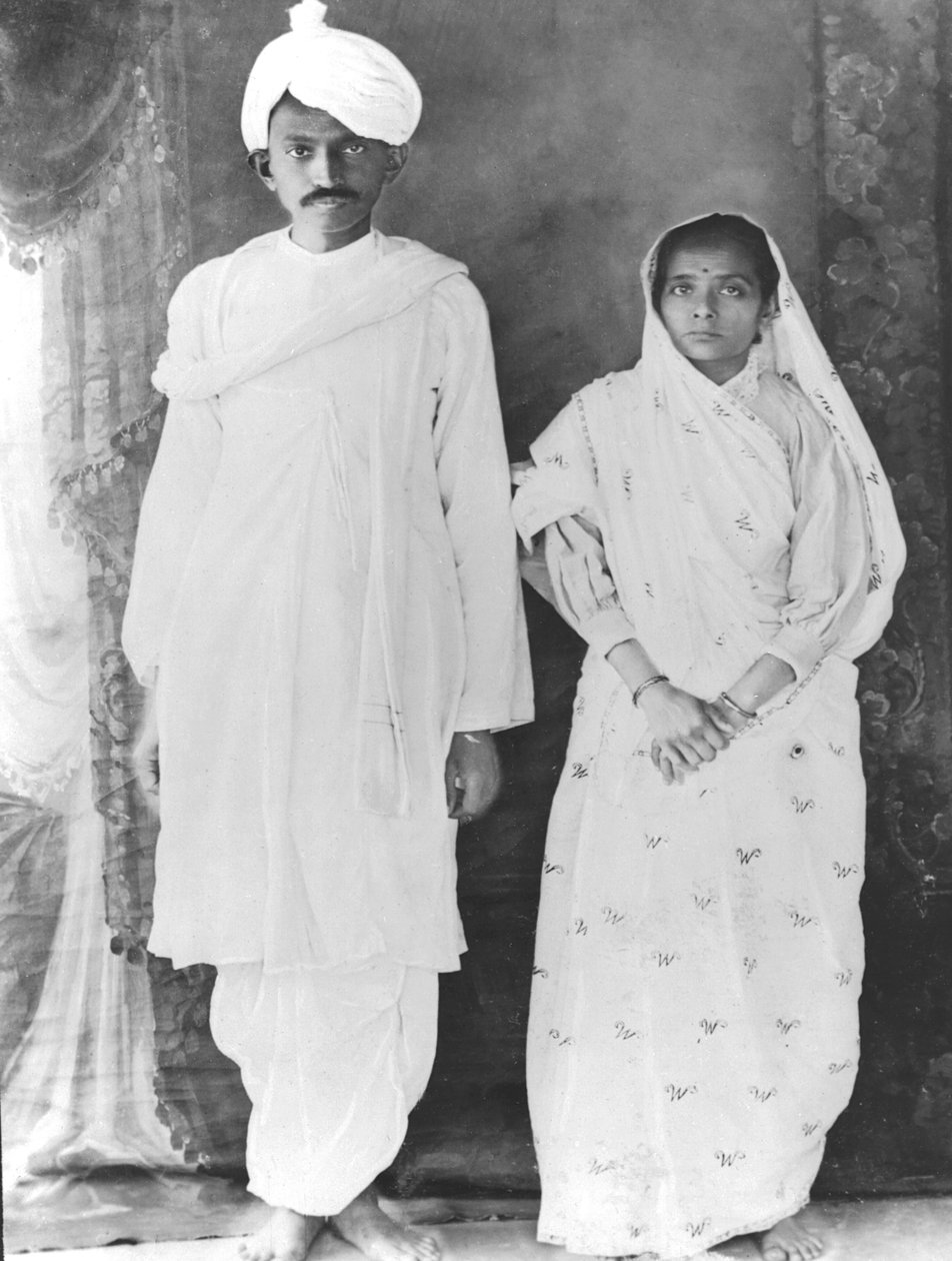 Kasturba (1869-1944) ja Mahatma Gandhi (1869-1948) (s/w-kuva). tekijältä School Indian