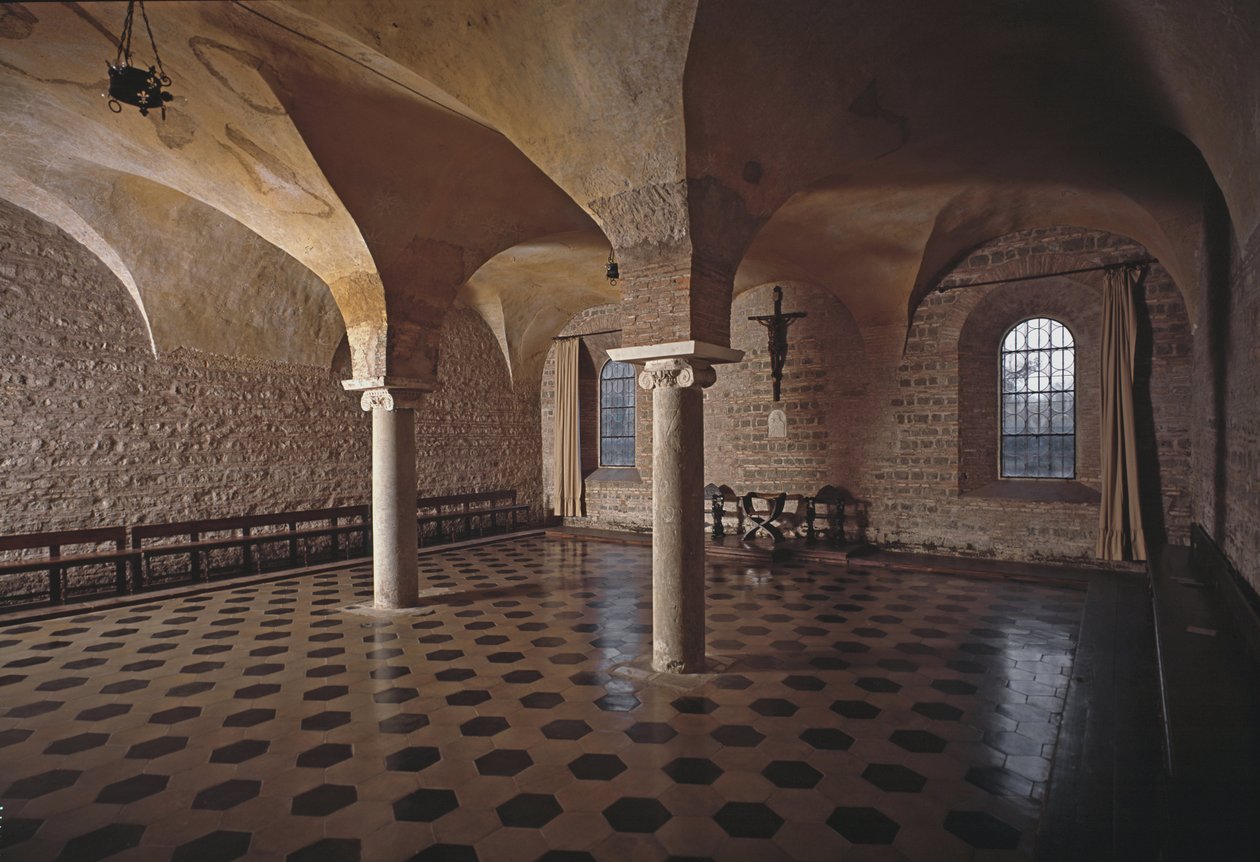 Näkymä Pyhän Vincentin ja Pyhän Anastasian kolmen suihkulähteen luostarin (Tre-Fontane) (Chiesa dei Santi Vincenzo e Anastasio alle Tre Fontane) kirkkosalista (pyhän Vincenzo e Anastasion kirkon kapitusali, abbazia delle Tre Font tekijältä School Italian