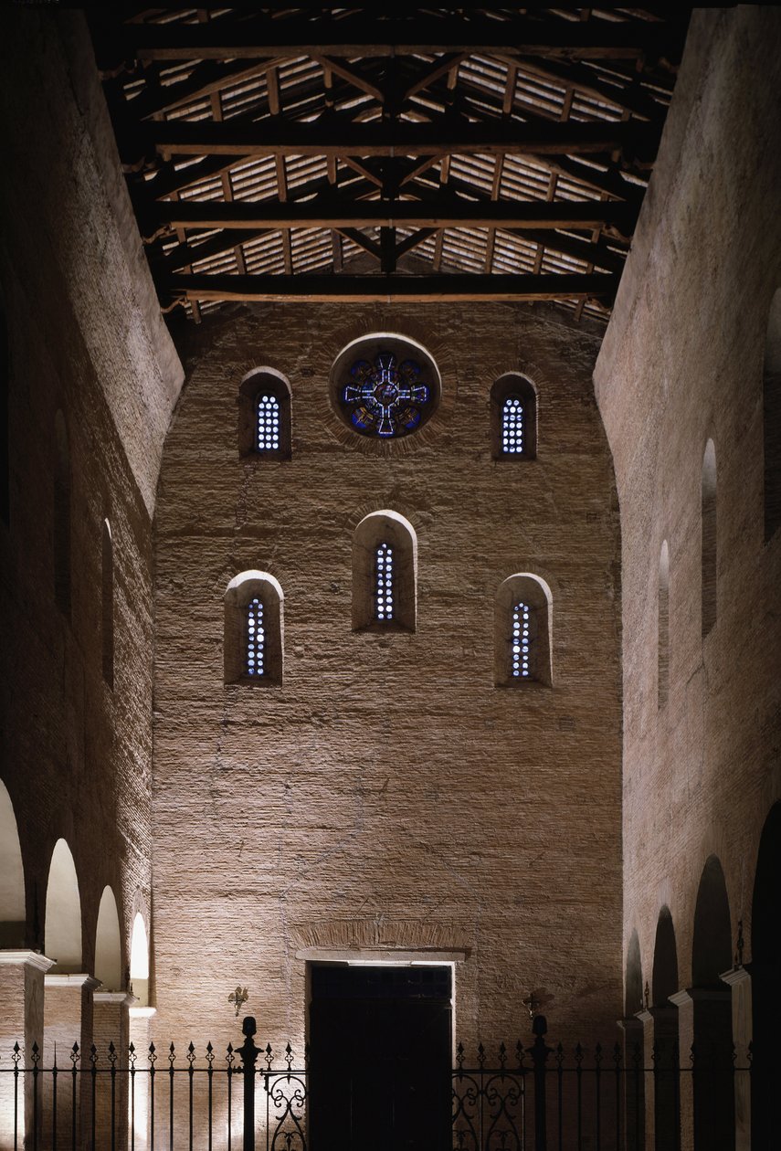 Näkymä Pyhän Vincentin ja Pyhän Anastasuksen kirkon vastajulkisivulle, Kolmen suihkulähteen luostari (Tre-Fontane) (Chiesa dei Santi Vincenzo e Anastasio alle Tre Fontane) (Sisänäkymä St Vincenzo e Anastasion kirkon julkisivun takaa, ab tekijältä School Italian
