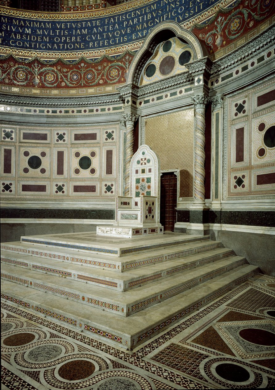 Näkymä piispanistuimesta Pyhän Johanneksen Lateranon basilikan (San Giovanni in Laterano) apsidin paavin saarnatuolissa. Rooma tekijältä School Italian