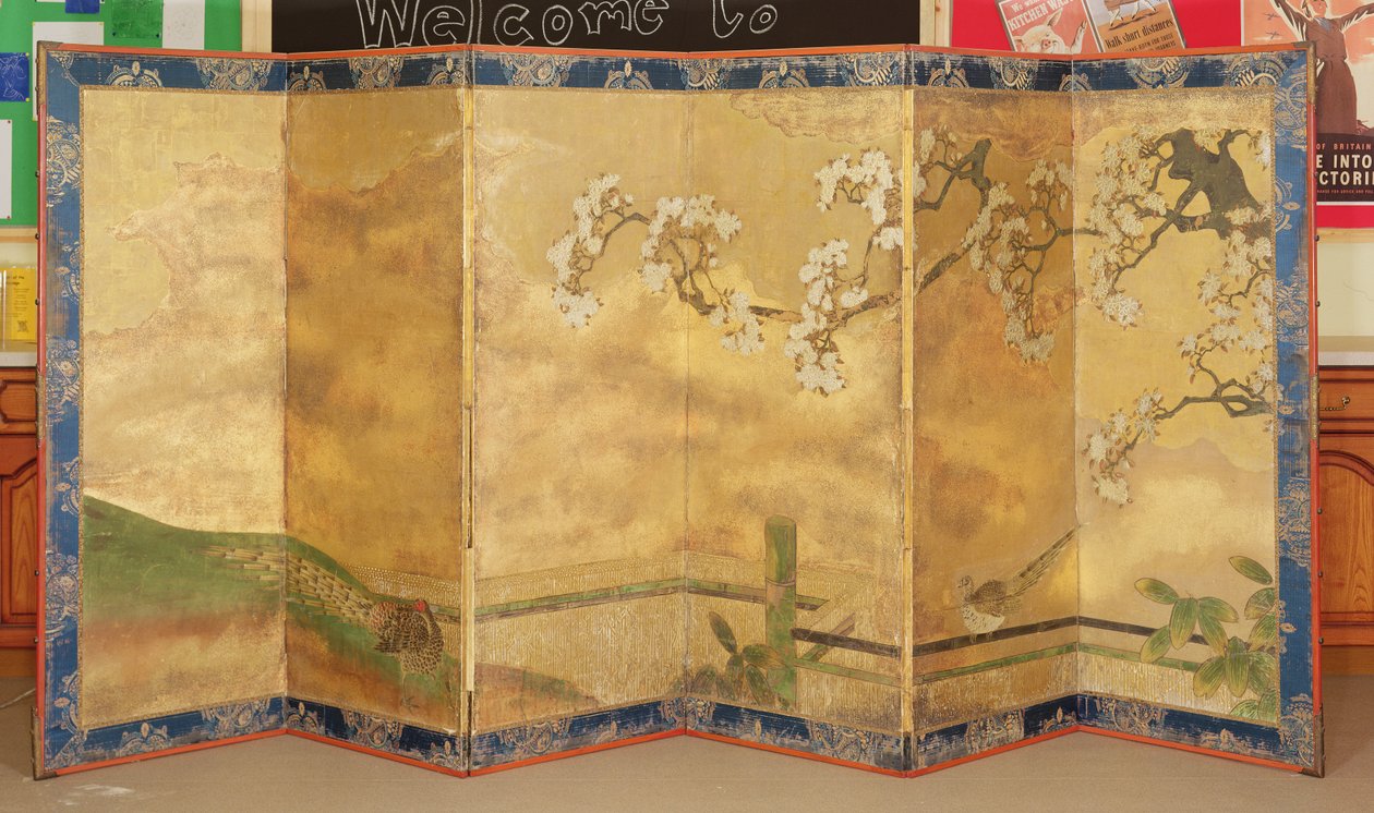 Yksi maalatuista näytöistä, japanilainen, 1600-luvun loppu tai 1700-luvun alku (katso pari numerosta 144894) tekijältä Japanese School