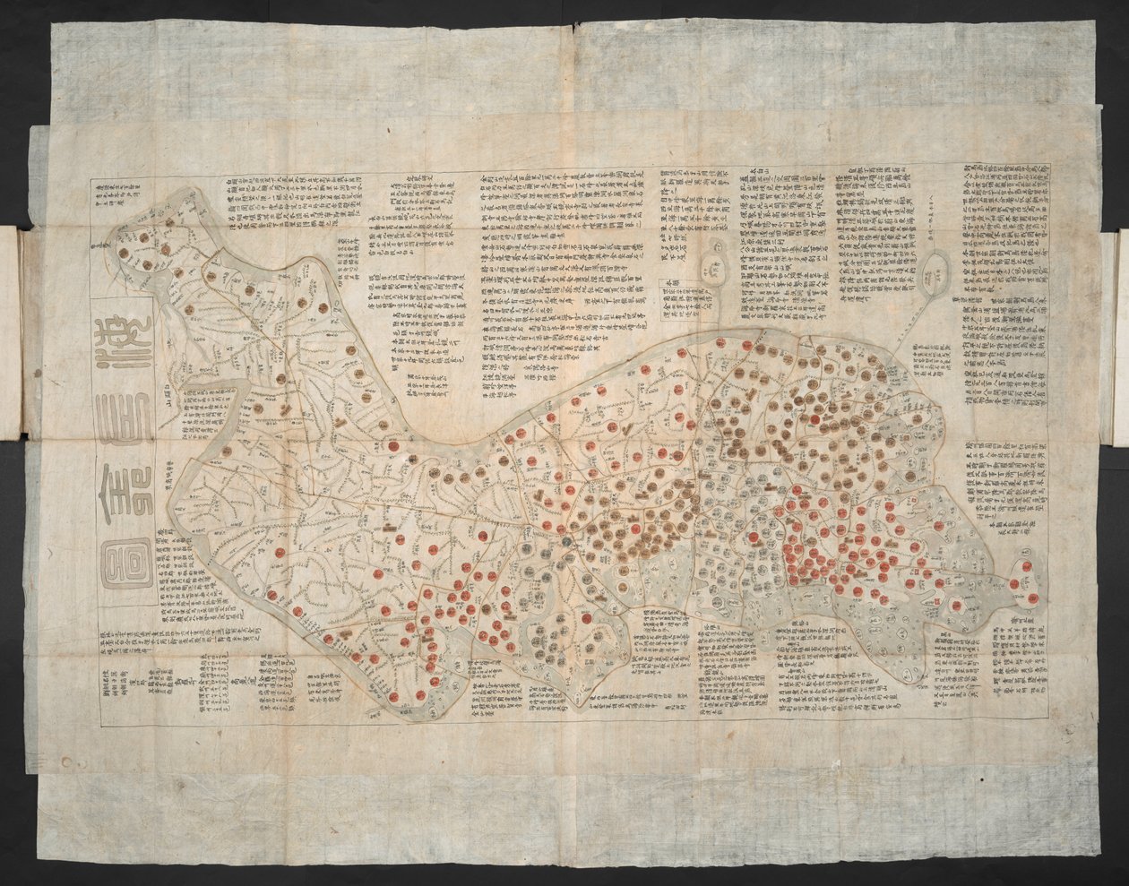 Haejwa chondo - Korean niemimaan kartta, joka luotiin alun perin n. 1820 (värinen kaiverrus) tekijältä School Korean