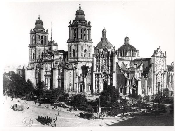 Mexico Cityn katedraali (m/w kuva) tekijältä School Mexican
