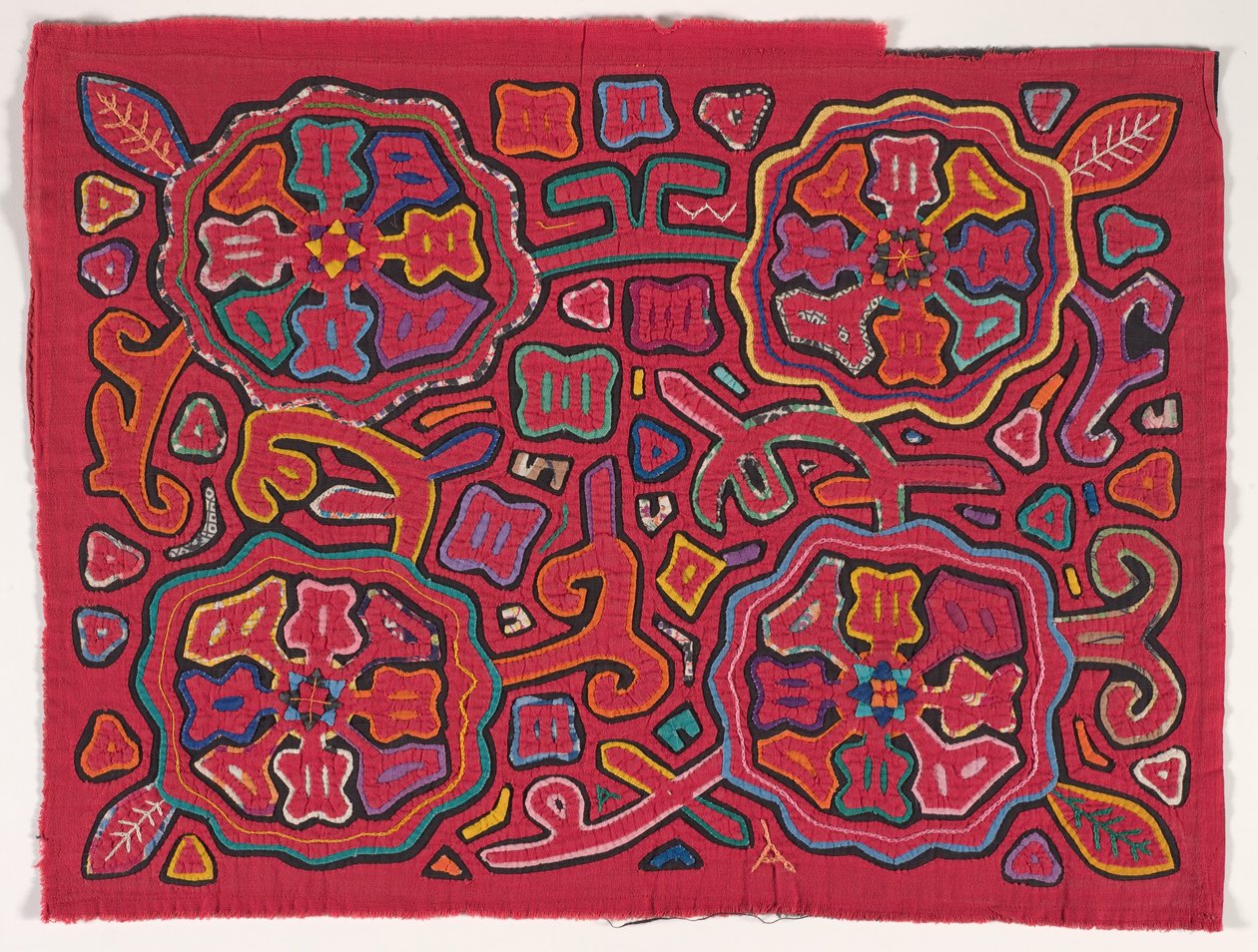 Paitapaneeli (mola), Kuna People, San Blas Islands, noin 1950-luku (applikoitu puuvilla) tekijältä School Panamanian