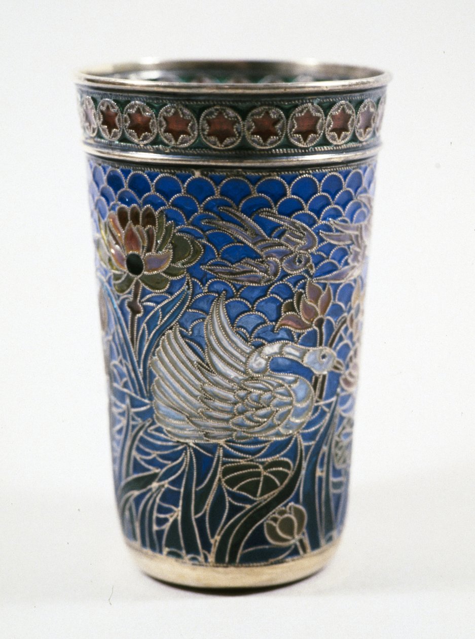 Cup, n. 1890 (emali) tekijältä School Russian