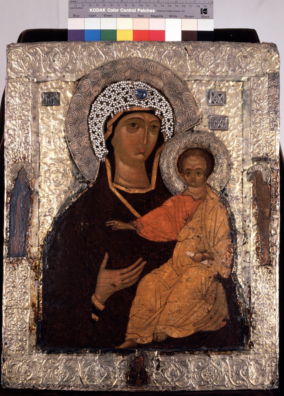 ""Vierge Hodegetria (Hodigitria) "" Icone russe. Peinture sur bois du 14eme siecle. Pyhän Sergiuksen kolminaisuuden lavran valtion ulkoilmamuseo, Sergyev Possad tekijältä School Russian