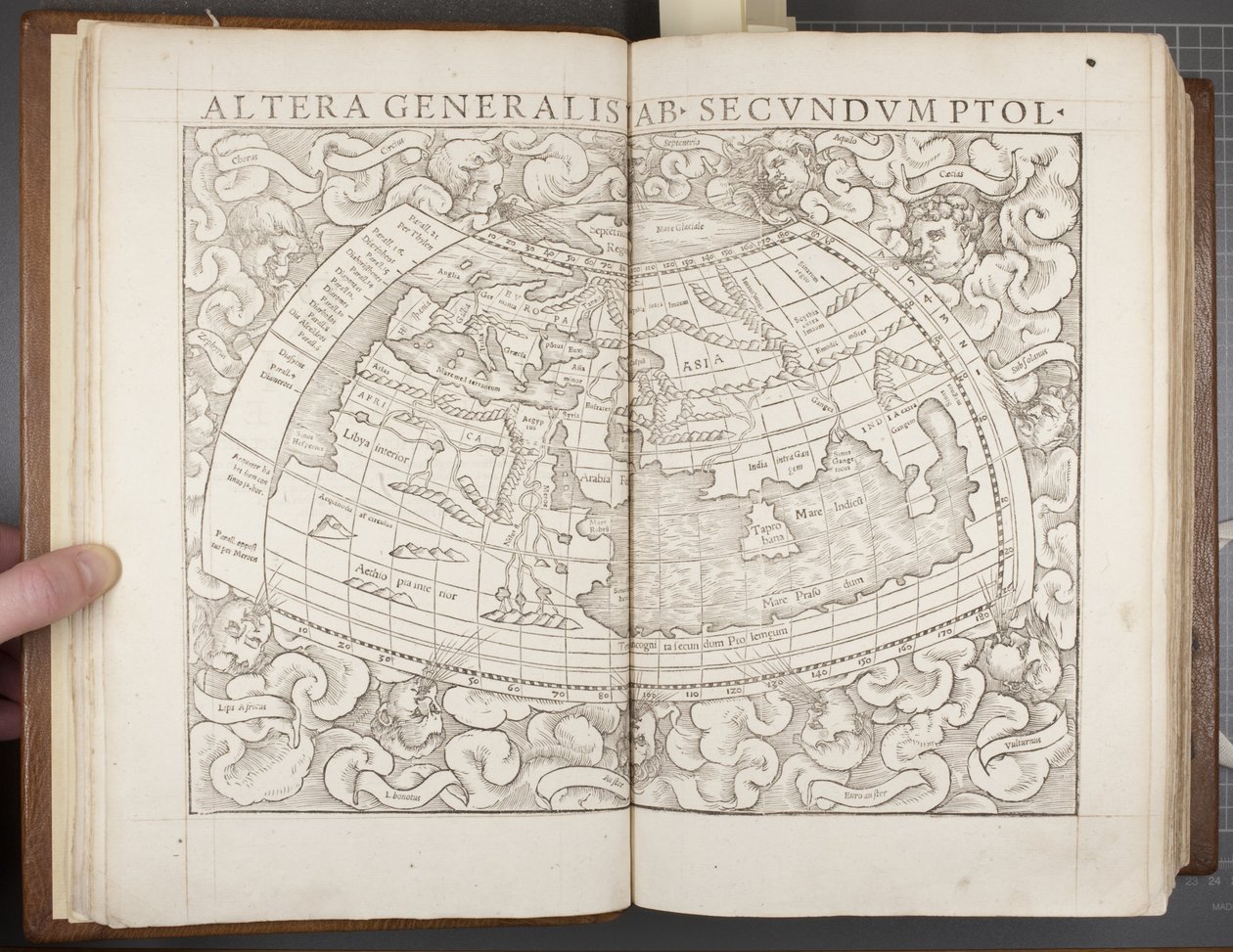 Maapallo, teoksesta Cosmographia, 1544. tekijältä Sebastian Munster