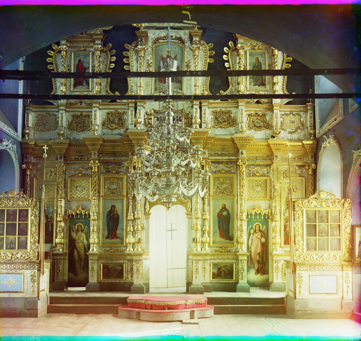 Icons in Trinity (nykyisin kynttilänpäivä) katedraali, Jalutorovski, 1905-1915 tekijältä Sergey Prokudin Gorsky