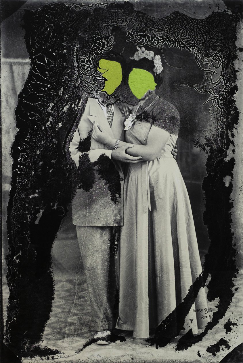 Captured Tenderness, 2019 (sekatekniikka) tekijältä Sergis Adamos