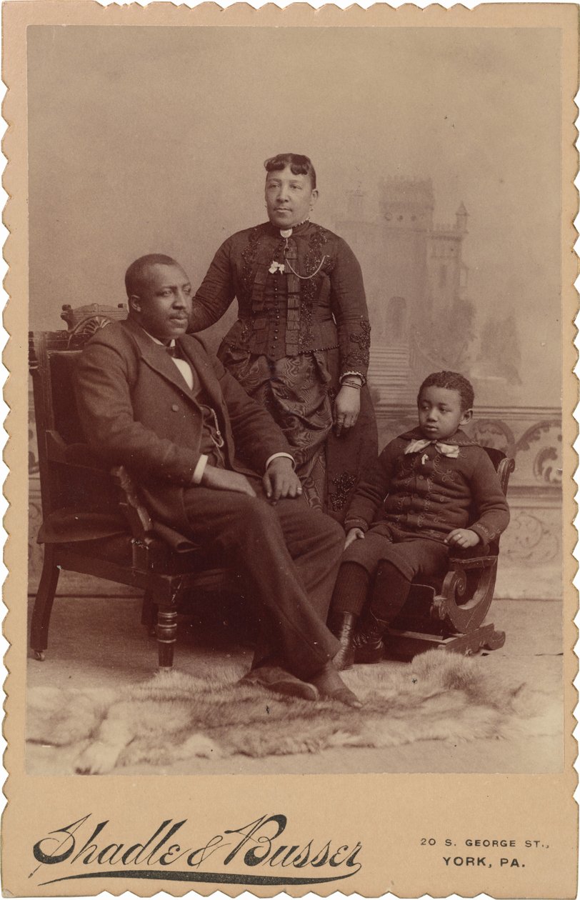 Perheen muotokuva,c. 1895 (kuva) tekijältä Shadle & Busser