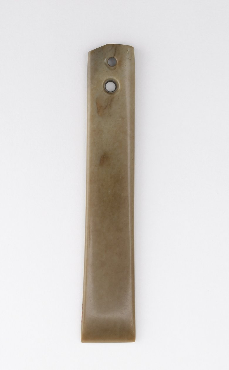 Seremoniallinen väline (jade) tekijältä Shang Dynasty Chinese School