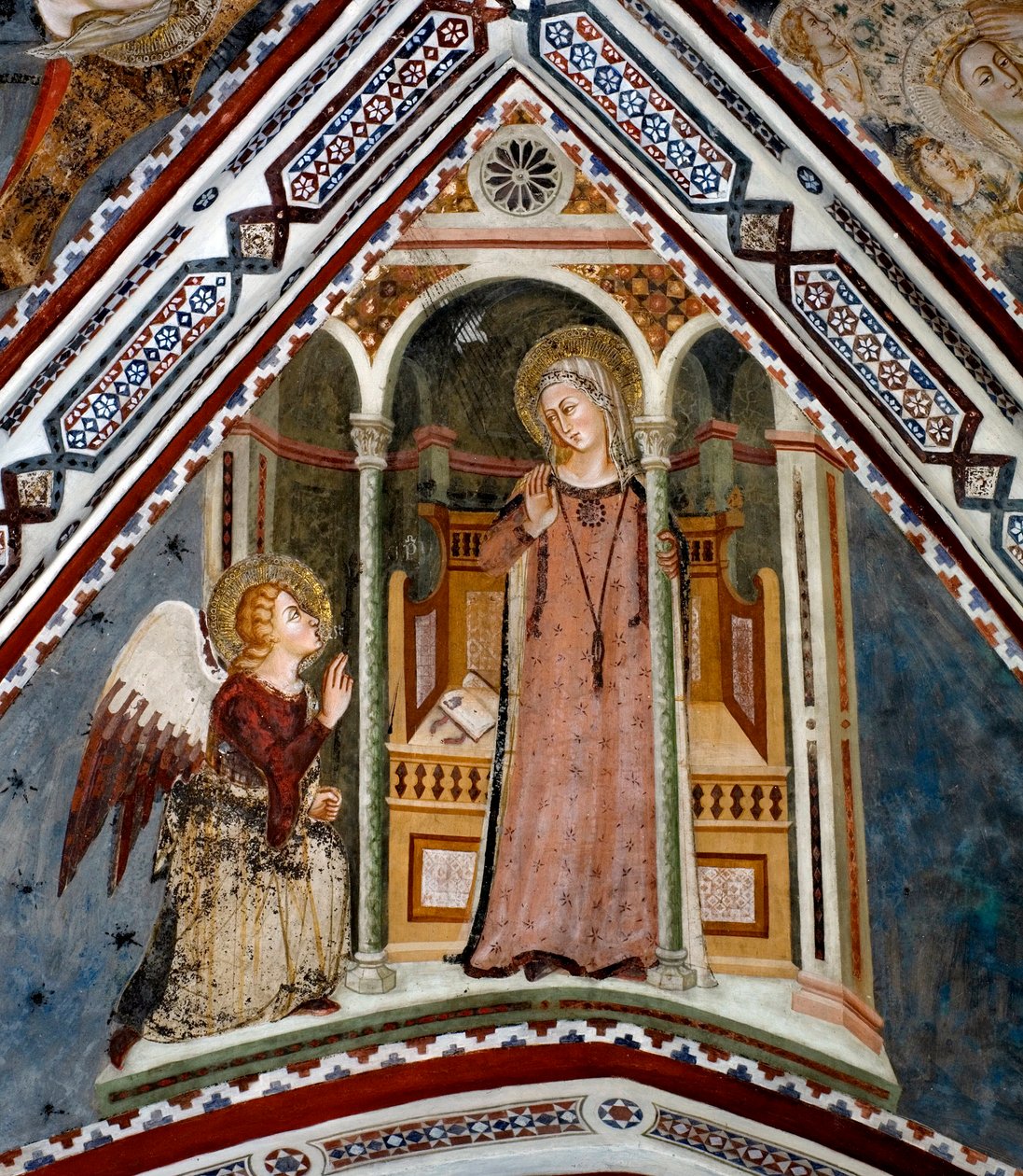 Sienan koulun 1300-luvulla tekemä Neitsytkappelin ilmestysfresko - Pyhän Benedetton luostari (Sacro Speco), Subiaco (Rooma), Italia tekijältä Sienese School