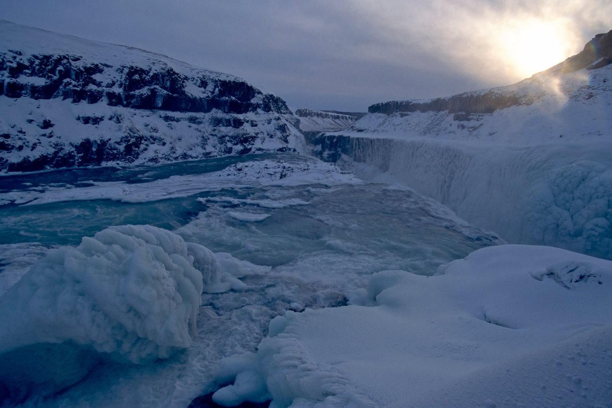 Islanti: Gulfoss, vesiputous, 2022 (kuva). tekijältä Sisse Brimberg