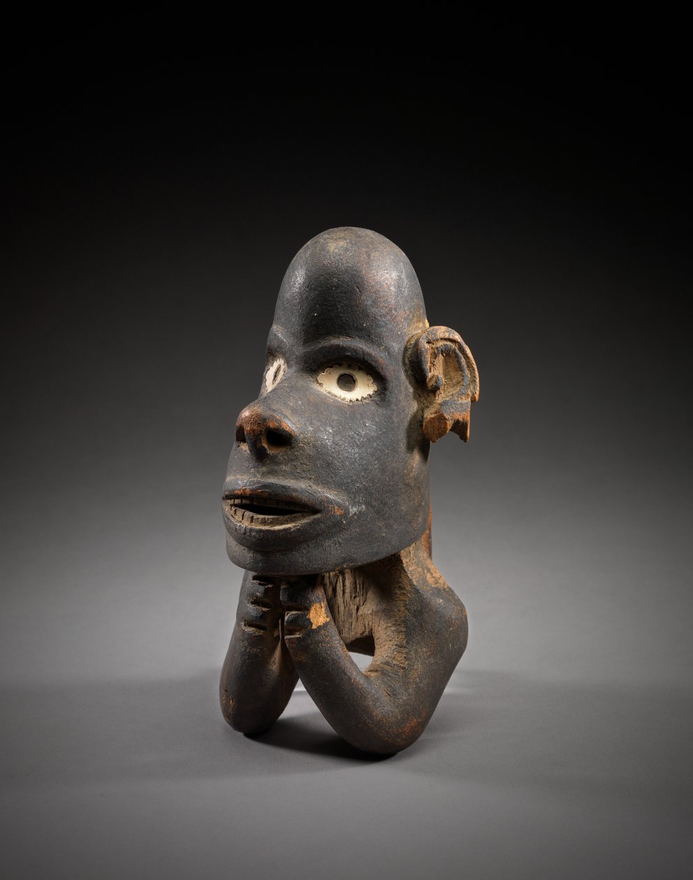 Kanootin keulahahmo, nguzu nguzu, New Georgia, Salomonsaaret, 1800-luvun alkupuoli–puoli (puu ja kuori) tekijältä Solomon Islander