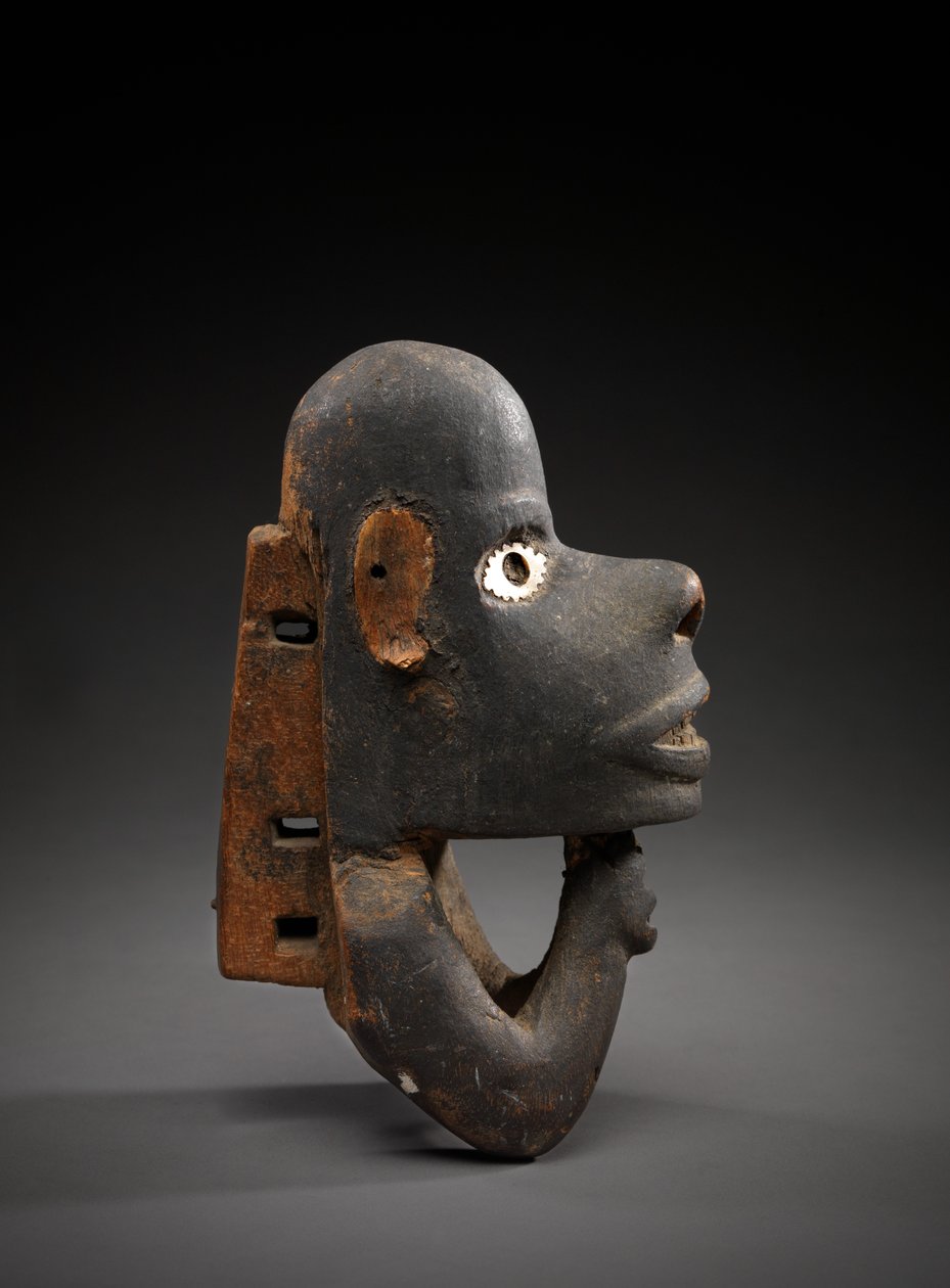 Kanootin keulahahmo, nguzu nguzu, New Georgia, Salomonsaaret, 1800-luvun alkupuoli–puoli (puu ja kuori) tekijältä Solomon Islander