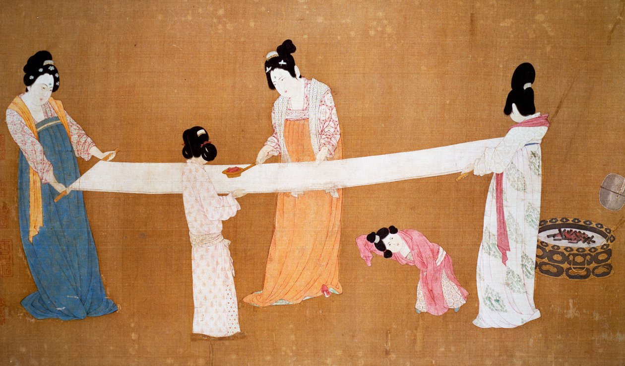 Naiset valmistelevat vastakudottua silkkiä, keisari Hui-Tsungin maalausta, Song-dynastia, Kiina tekijältä Song Dynasty Chinese School
