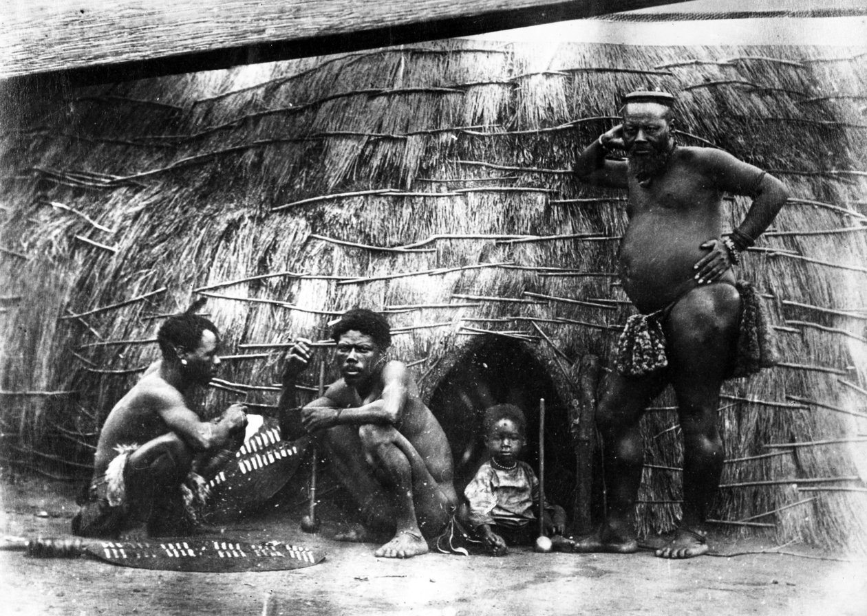 Native Kraal Zululandissa, noin 1895 tekijältä South African Photographer