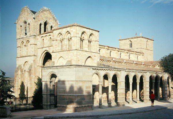 San Vicenten kirkko, perustettiin vuonna 1307 tekijältä Spanish School