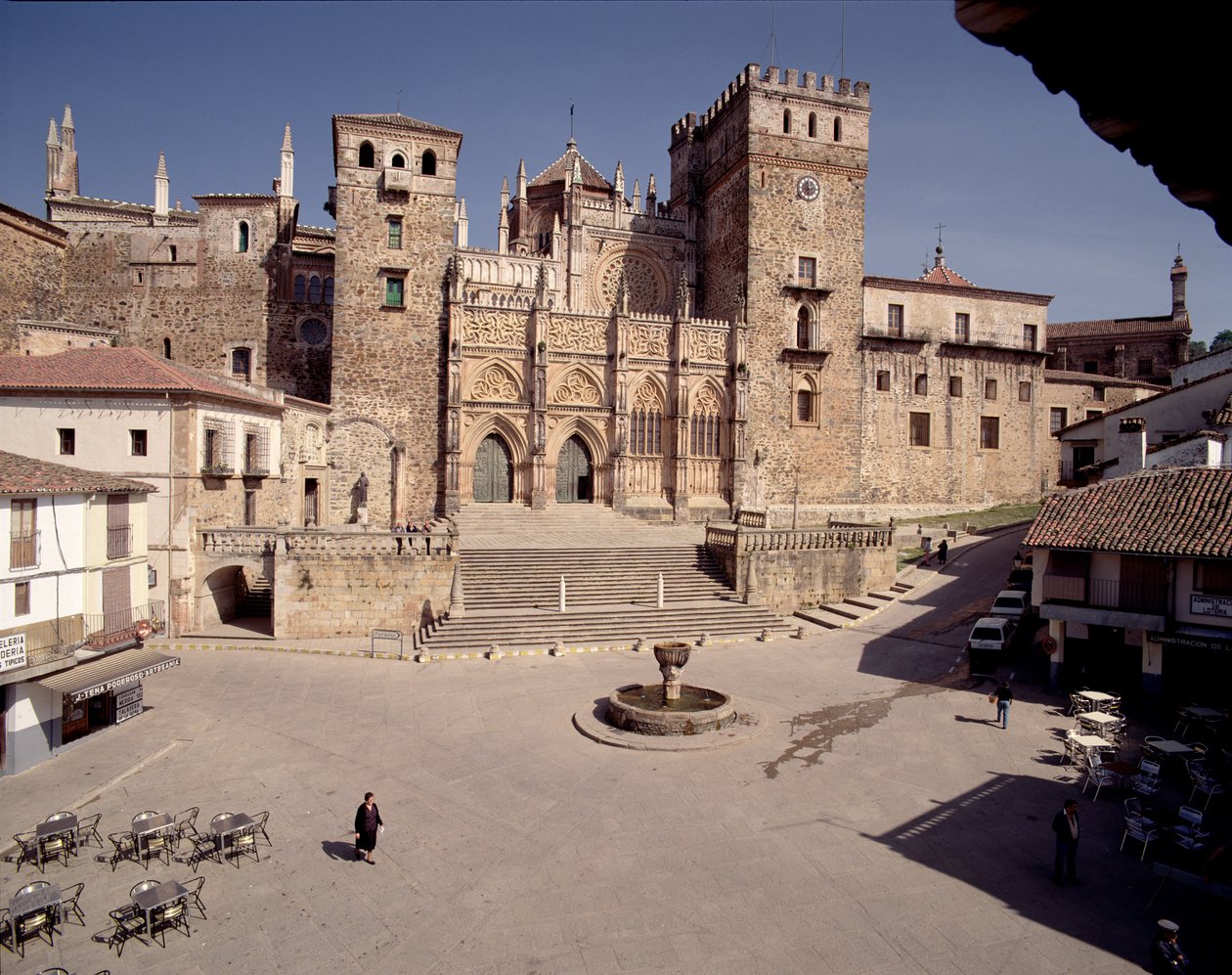 Luostari, 1340 tekijältä Spanish School
